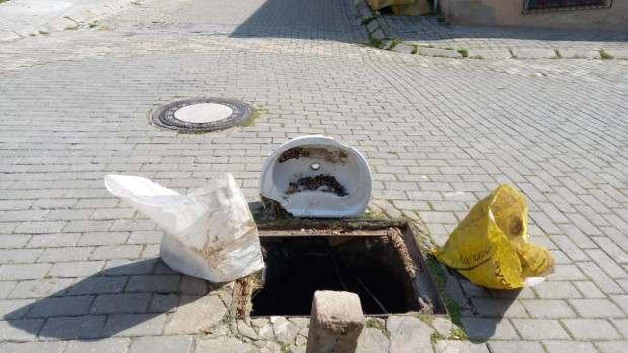 Aydın&rsquo;da yok artık dedirten olay! Hırsızlar mahallede metal ne varsa &ccedil;alıp gitti   