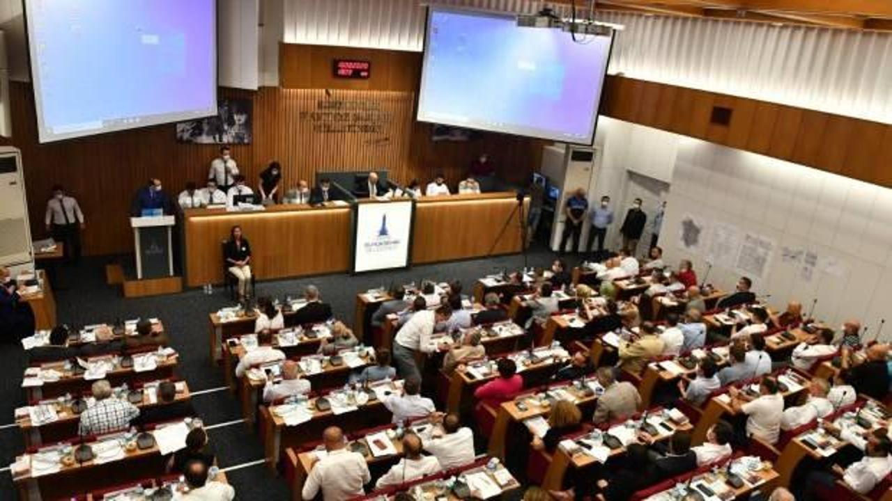 İzmir Büyükşehir Belediye Meclisi’nde Urla tartışması