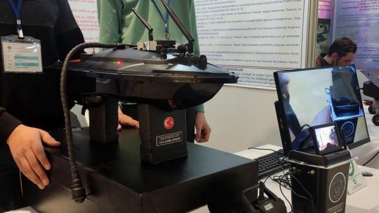 Liseli &ouml;ğrenciler geliştirdi! Suyun altından ve &uuml;st&uuml;nden g&ouml;r&uuml;nt&uuml; alabiliyor