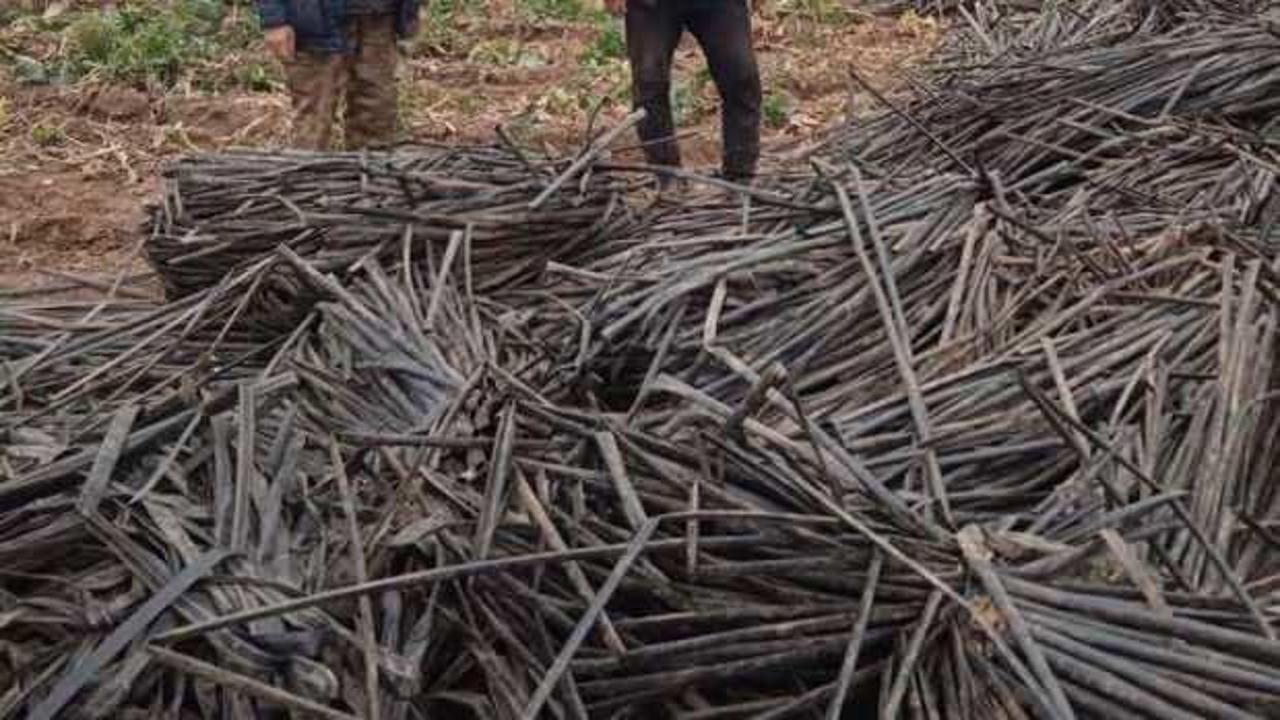 Manisa&rsquo;da tarladaki sulama borularını &ccedil;alan hırsıza su&ccedil;&uuml;st&uuml;