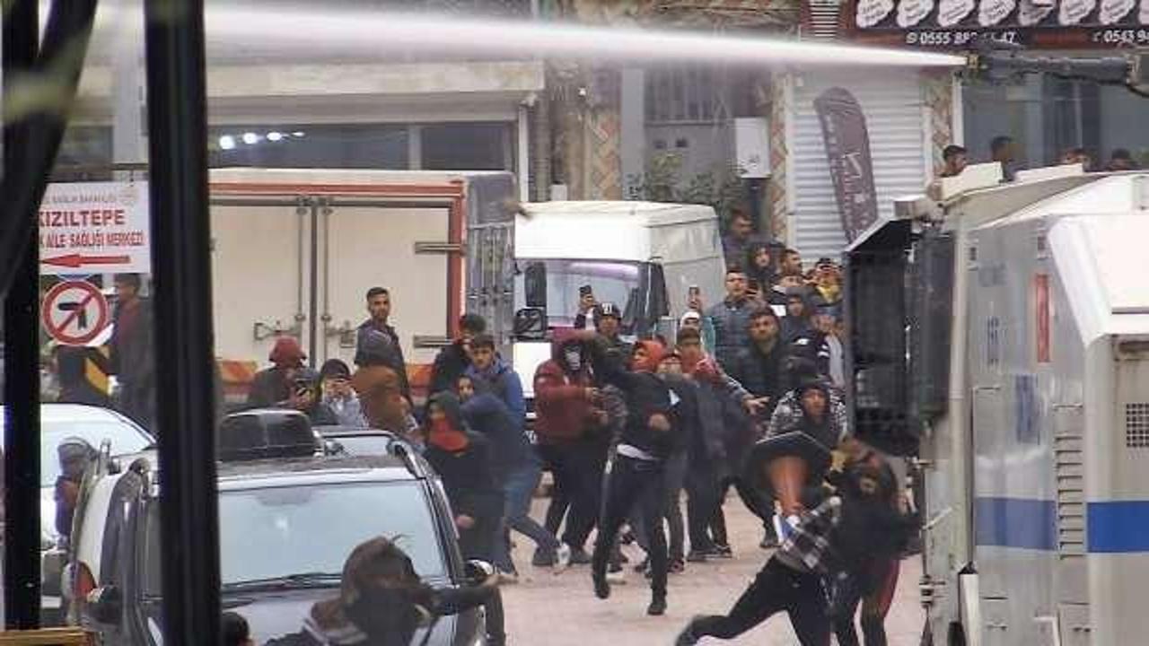 Kızıltepe'de HDP provokasyonu! Polise taşla saldırdılar