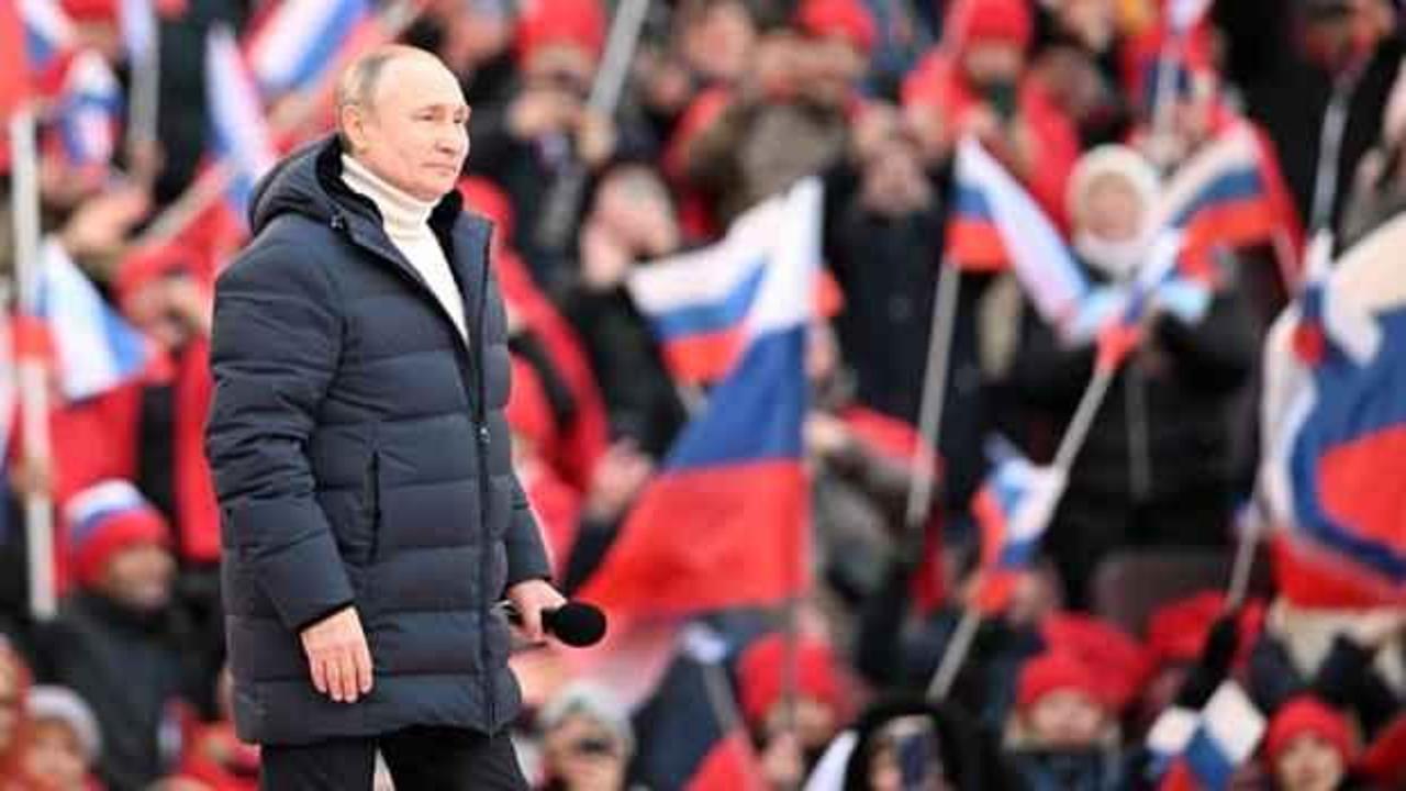 Putin'in konuşması devlet televizyonunda yarıda kesildi