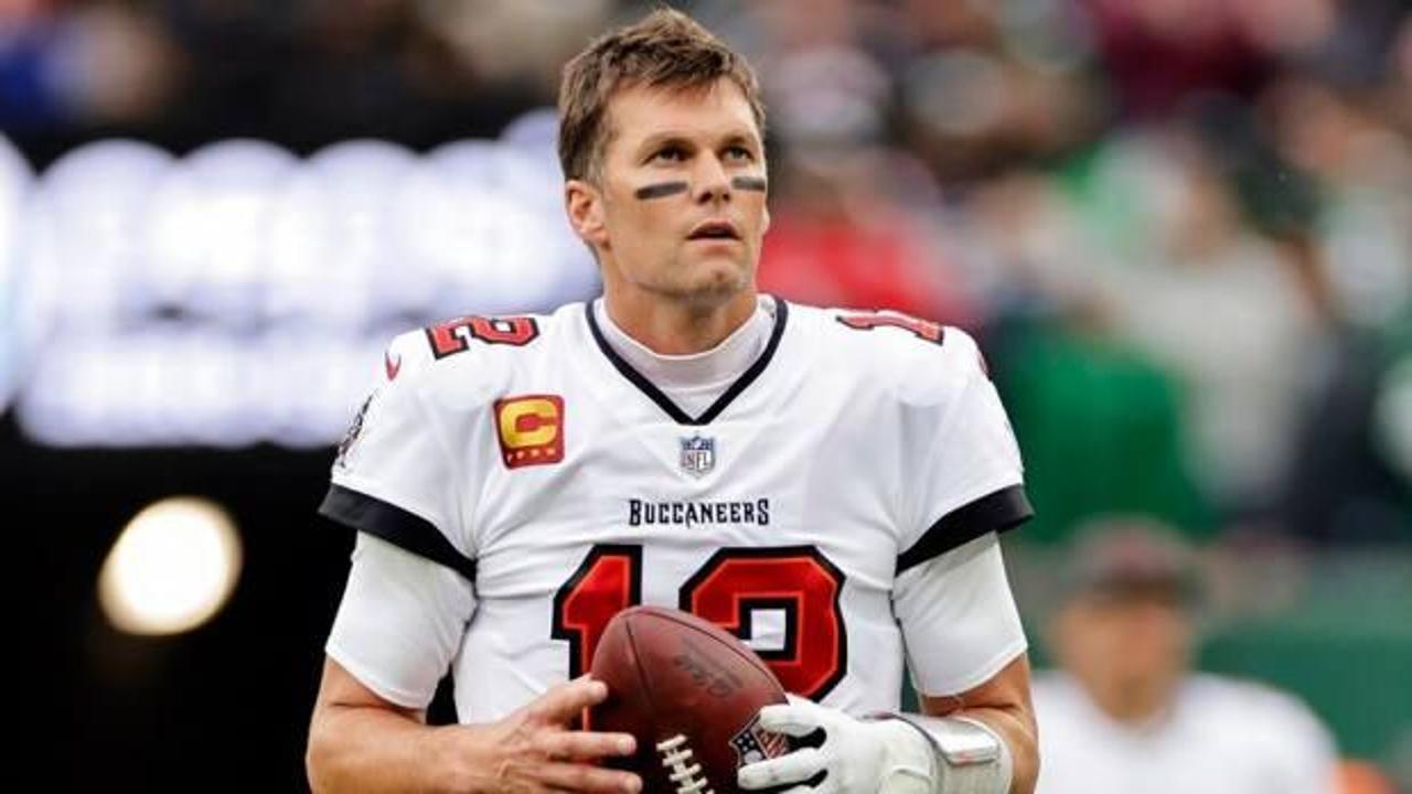 Tom Brady, NFL'e geri döndü