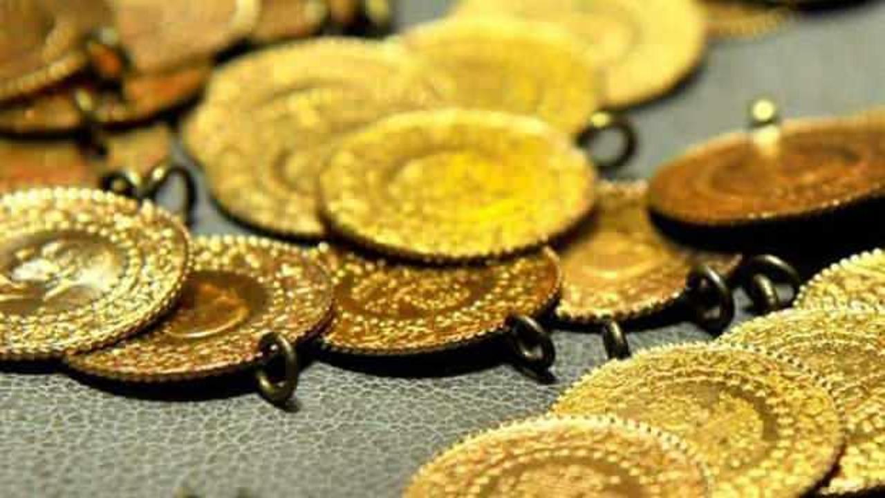 127 cumhuriyet altını ve 87,5 bin lirasını dolandırıcılarına kaptırdı