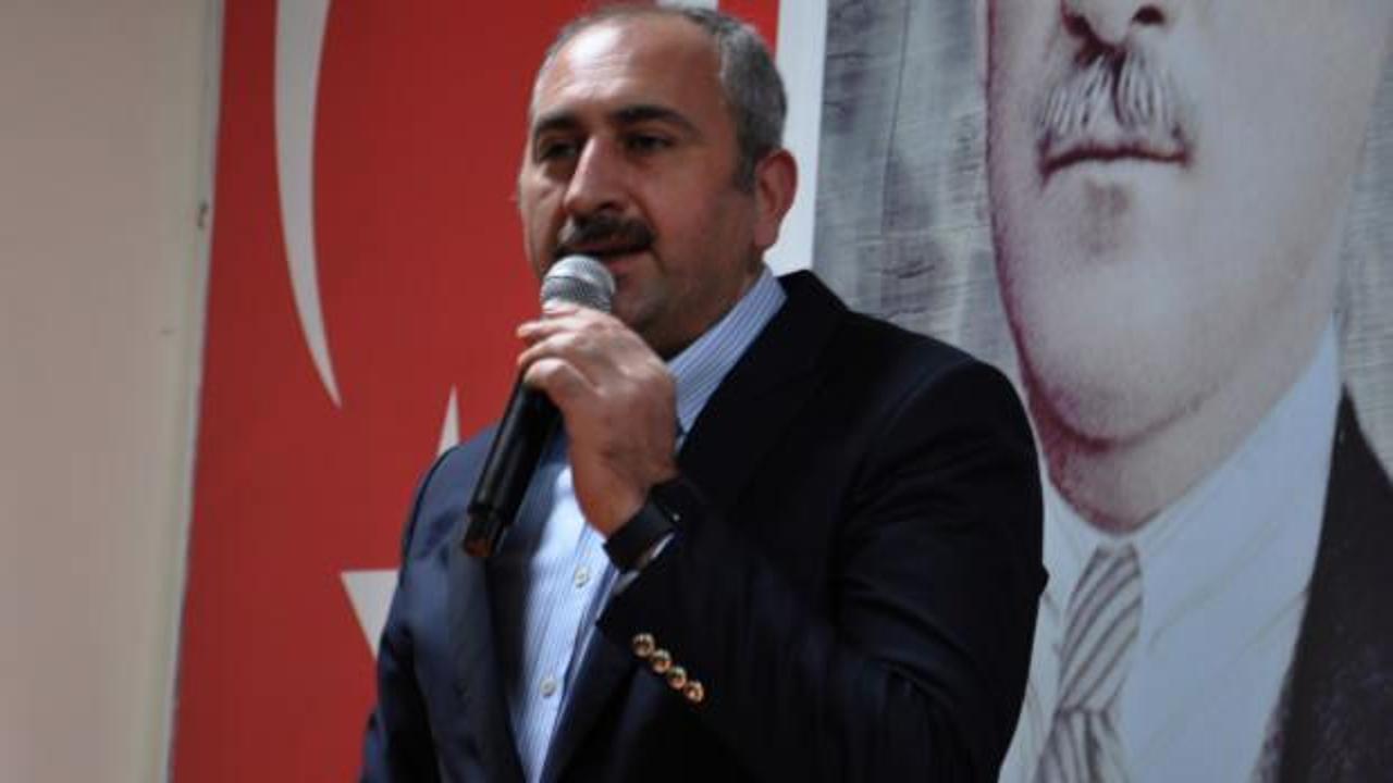 Abdulhamit Gül: Siyaset: Sorunları çözerek yoluna devam eden bir yolculuktur