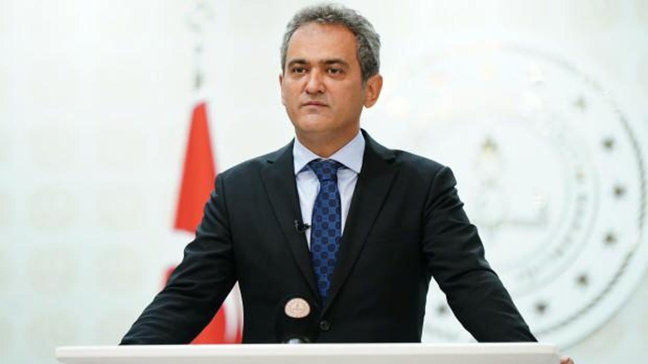 Bakan &Ouml;zer'den tepki: Konuşmaya hakları yok!