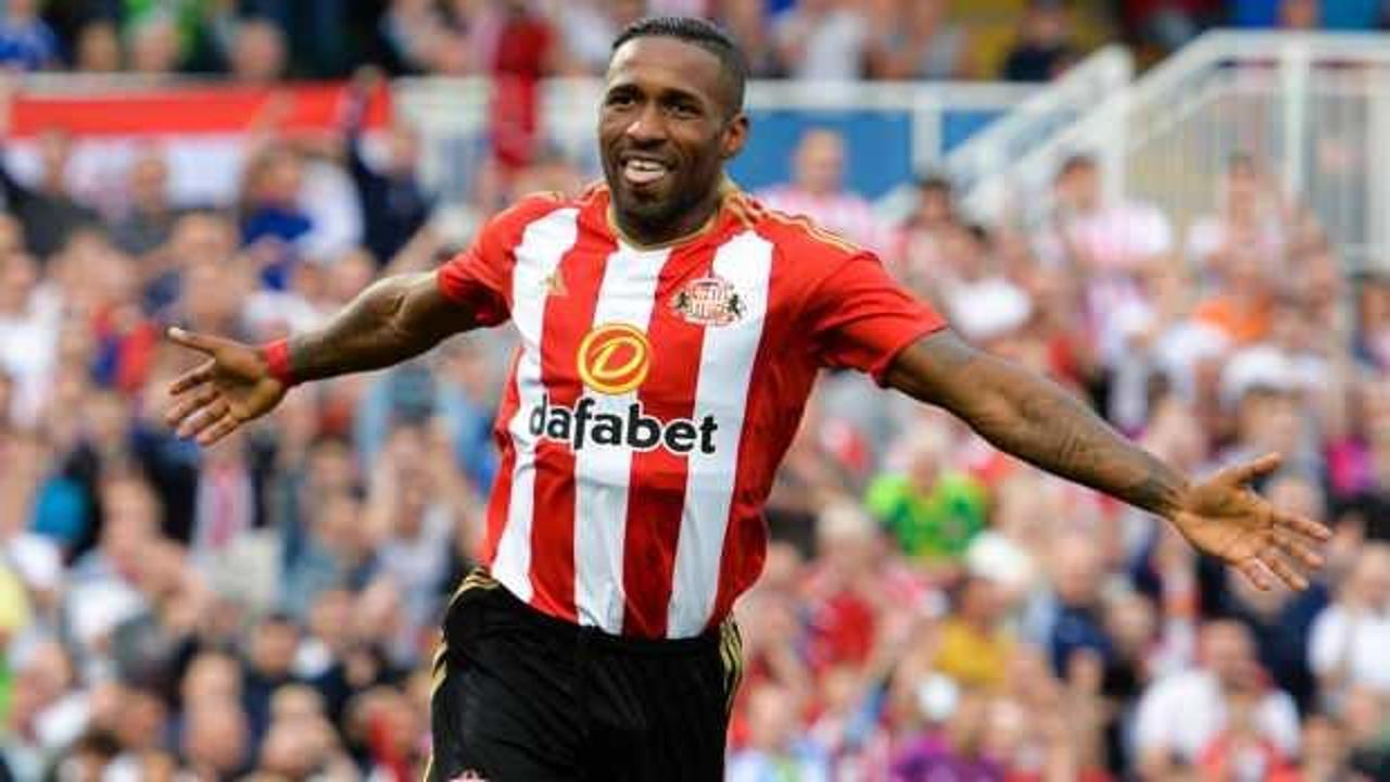 Jermain Defoe futbolu bıraktı!