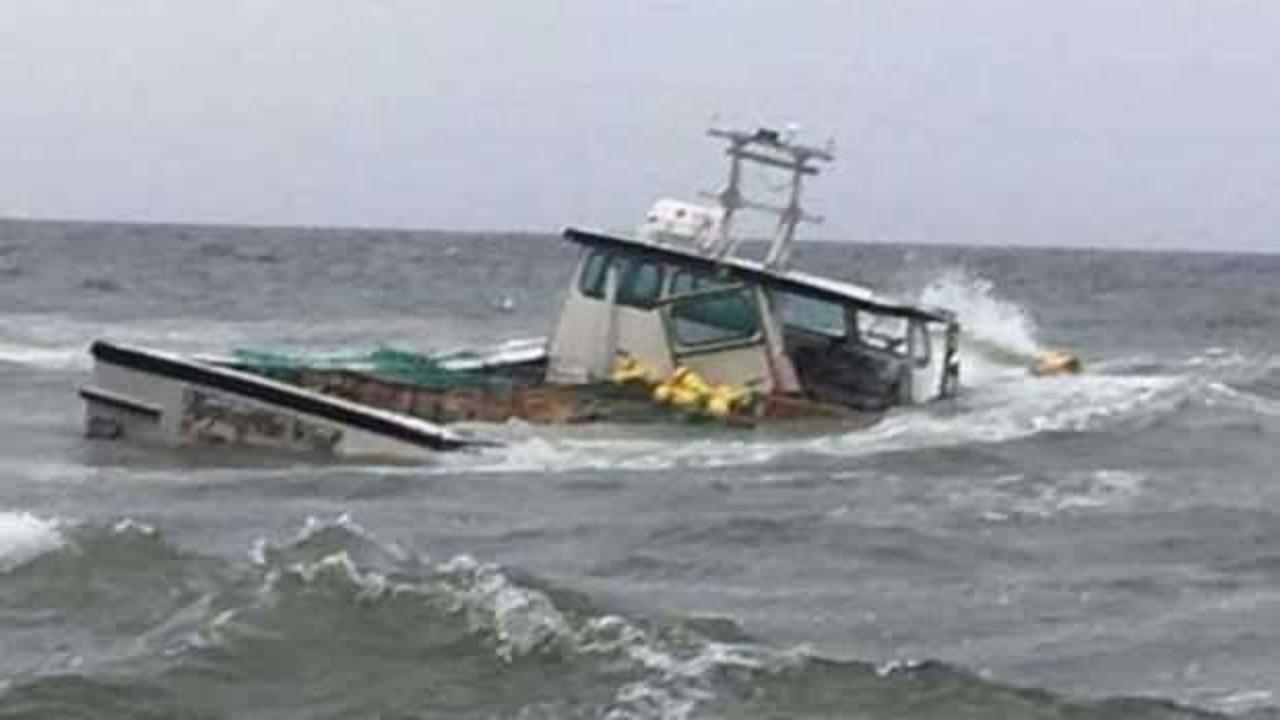 Yeni Zelanda'da balıkçı teknesinin batması sonucu 4 kişi öldü