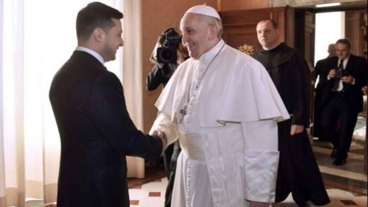 Zelenskiy, Papa’yı Ukrayna’ya davet etti, arabuluculuk çağrısı yaptı
