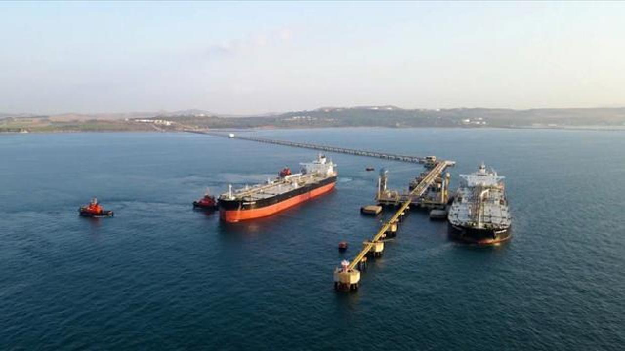 BTC'nin ham petrol sevkiyatında 5 bin tankere ulaşıldı