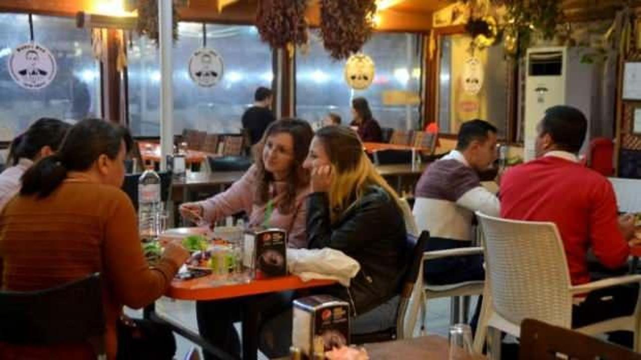 Ramazan'ın ilk gününde en geç iftarı, Edirneliler yaptı