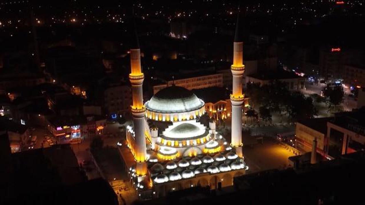 T&uuml;rkiye&rsquo;nin ilk asans&ouml;rl&uuml; camisi ramazan ayına hazırlanıyor 