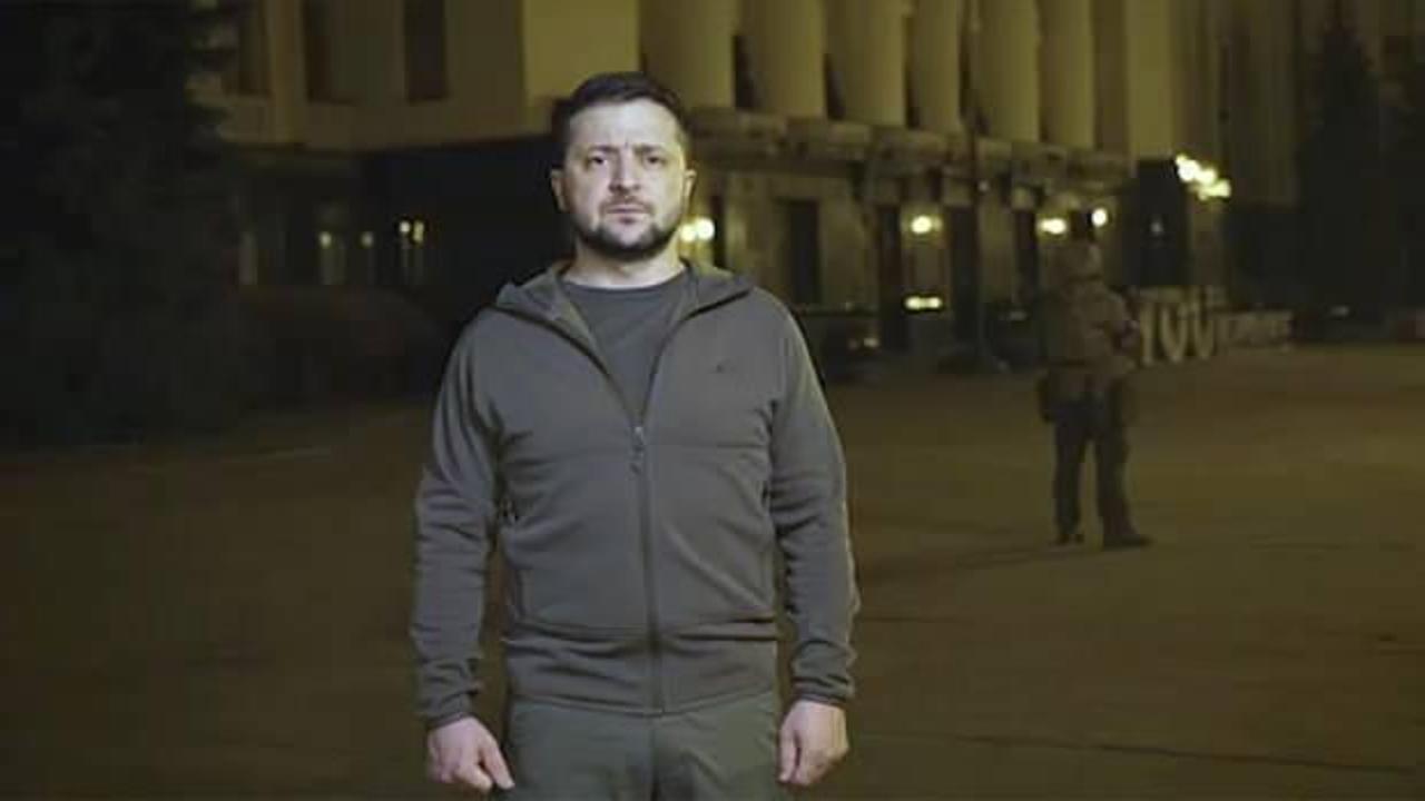 Zelenskiy: Mariupol'de tahliye konusunda arabuluculuk yapması i&ccedil;in T&uuml;rkiye ile g&ouml;r&uuml;ş&uuml;yoruz