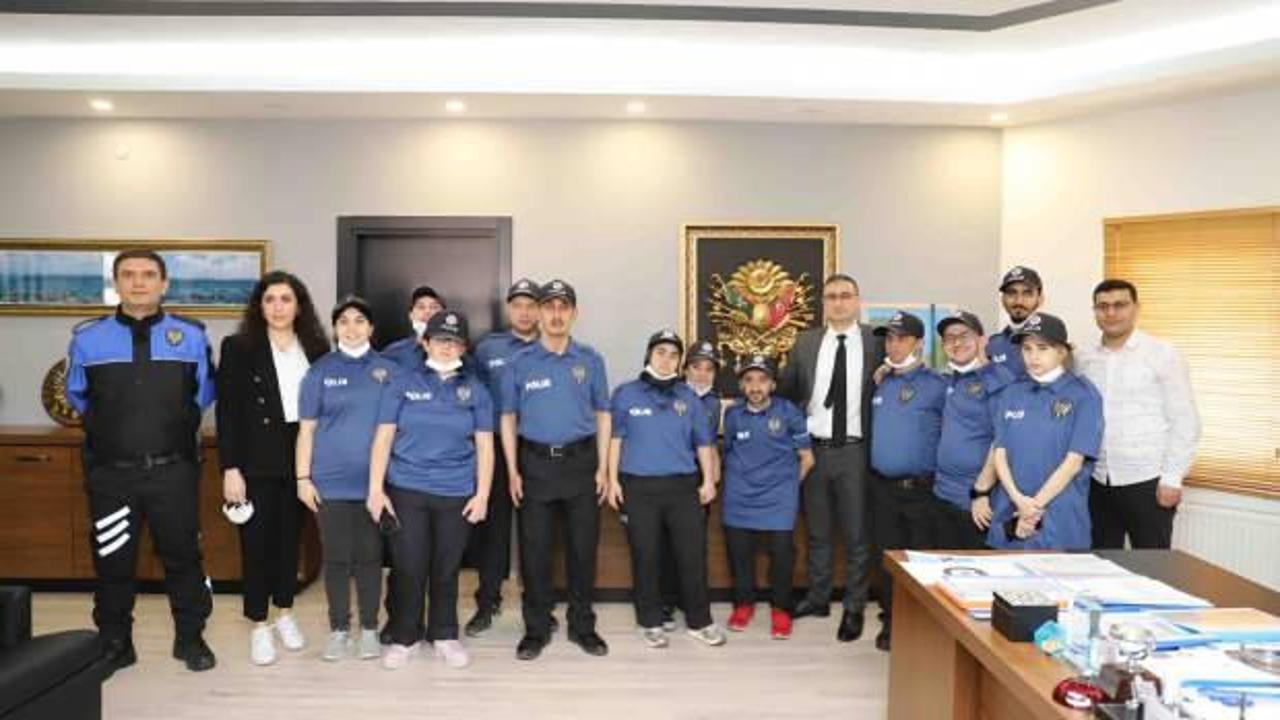 Bağcılarda engelli vatandaşlar polis oldu