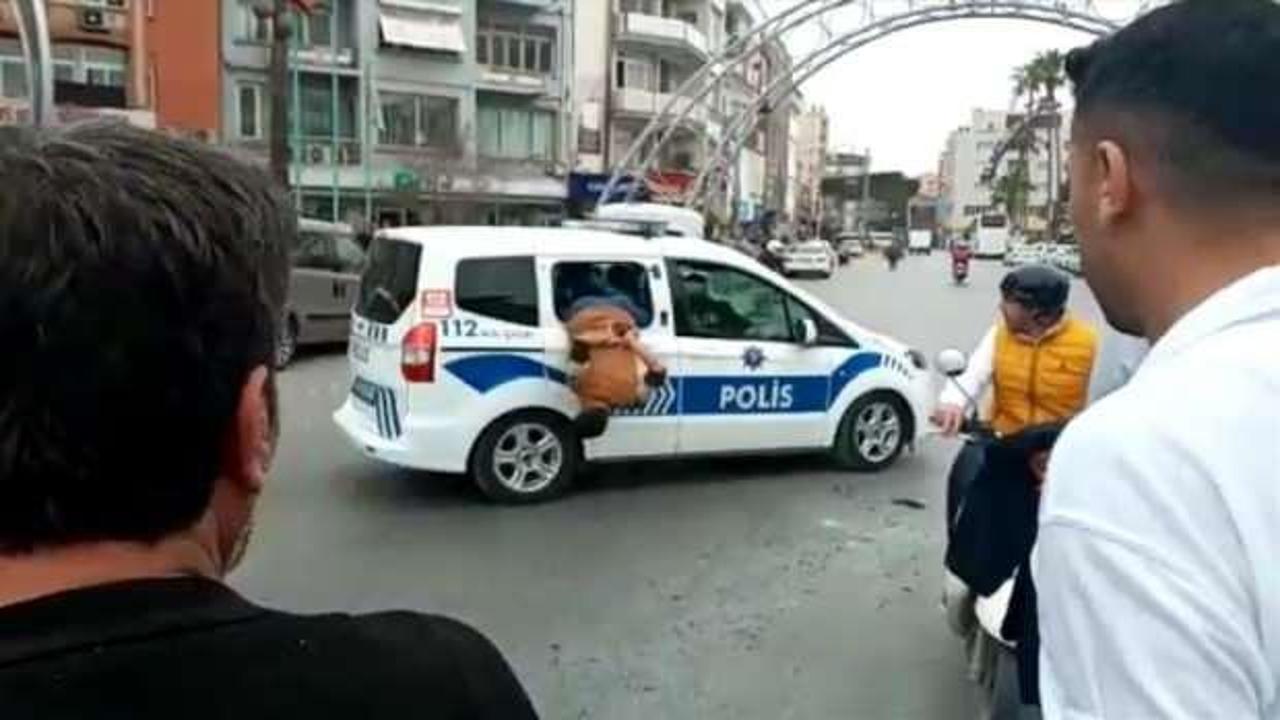 Gözaltına alınan zanlı polis aracının camından kaçmaya çalıştı!