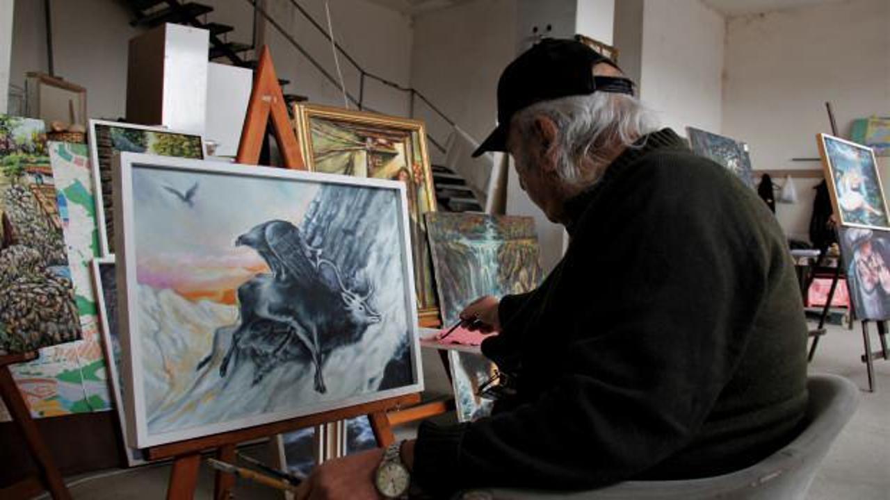 Kocaeli&rsquo;de yarım asırdır ressamlık yapıyor! Resme adanmış bir hayat