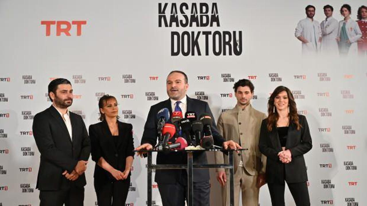 TRT 1&rsquo;in Yeni Dizisi &ldquo;Kasaba Doktoru&rdquo;nun Galası Ger&ccedil;ekleştirildi
