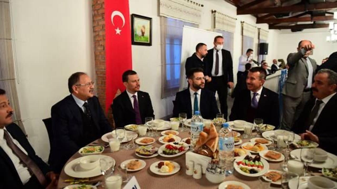 Anadolu Yayıncılar Derneği iftar programı düzenledi