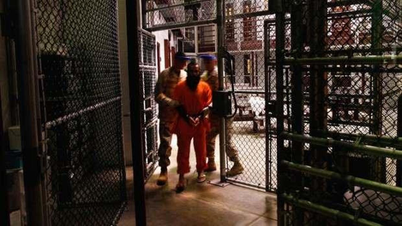'Ebedi Mahkum': ABD'nin işkence programları kitap oldu