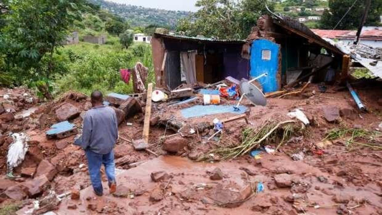 Güney Afrika'da büyük felaket: Ölü sayısı 306'ya çıktı