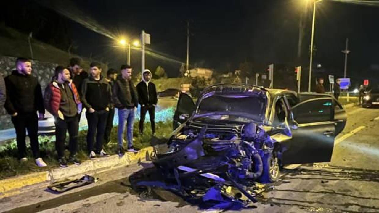 İYİ Partililer kazaya karıştı: 3 yaralı