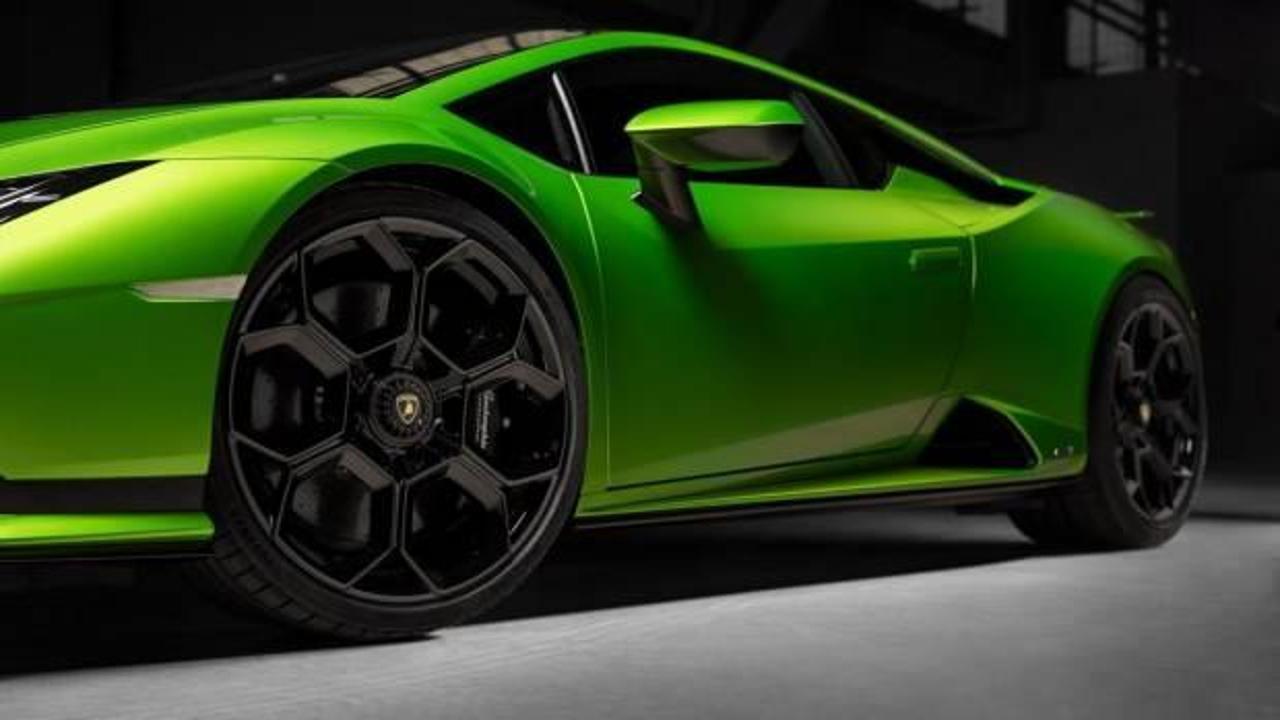 Lamborghini Huracan Tecnica tanıtıldı