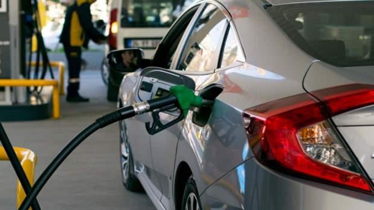 Ara&ccedil; sahipleri yine sarsılacak: Motorine 1 lira 79 kuruş zam geliyor!