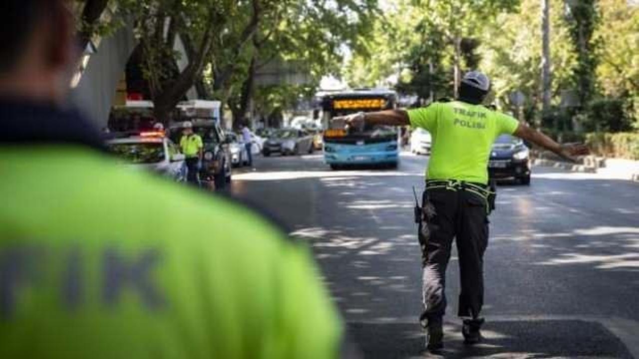 Sınava girecekler dikkat: Pazar g&uuml;n&uuml; yollar kapanacak! 