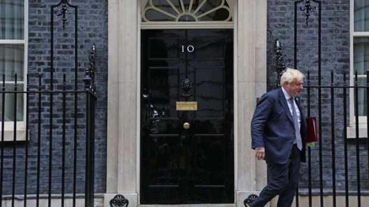İngiltere'yi sarsan iddia, Başbakanlık Ofisi'ni BAE dinliyor