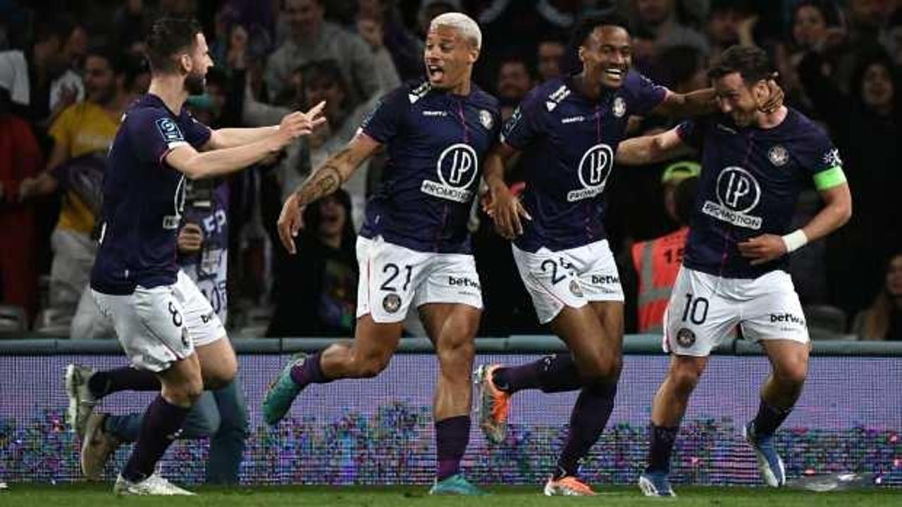 Comolli'nin takımı Toulouse Ligue 1'e yükseldi!