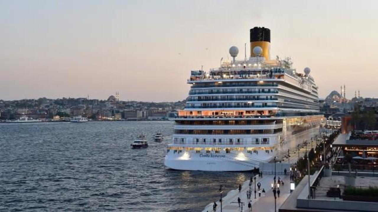 Tarihin en büyük yolcu gemisi Galataport İstanbul'da 