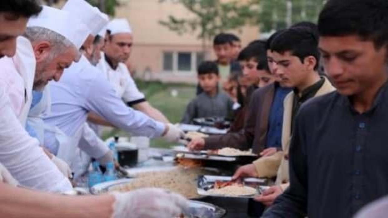 TİKA, Afganistan'da yaklaşık 5 bin kişiye iftar verdi