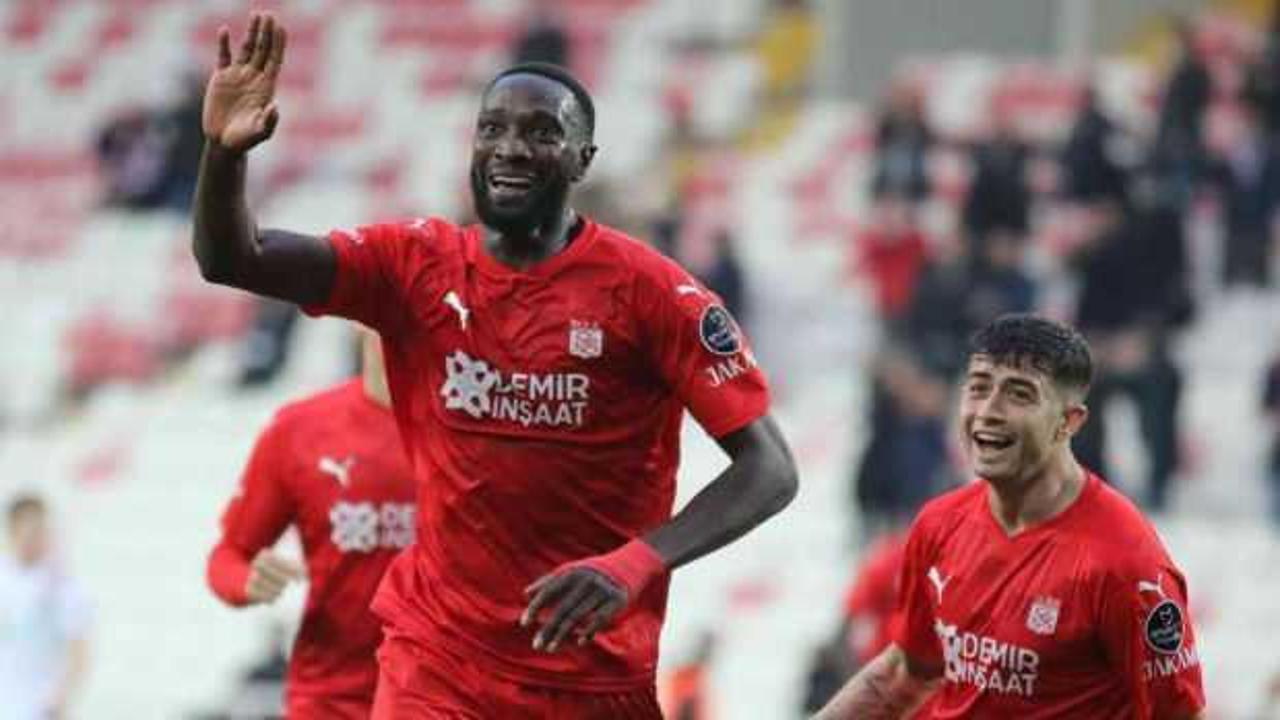 Sivasspor'un ligdeki gol yükünü Yatabare omuzladı