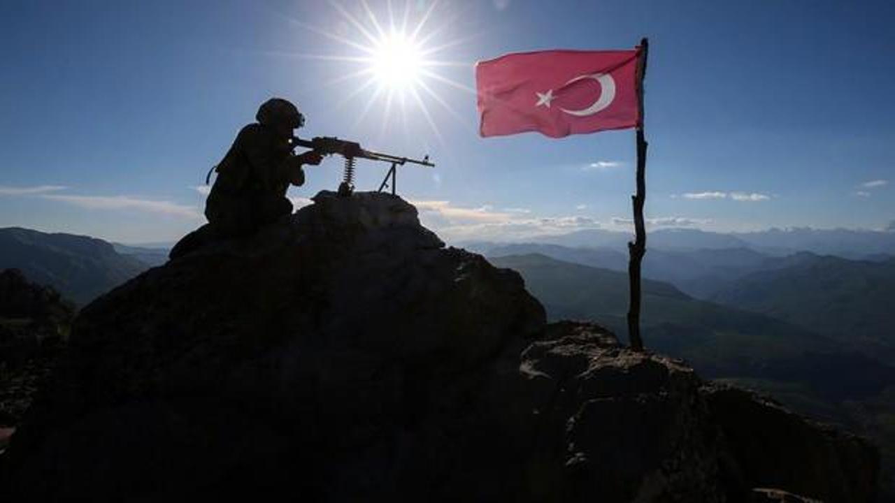 Taciz ateşi açan 6 PKK/YPG'li terörist öldürüldü