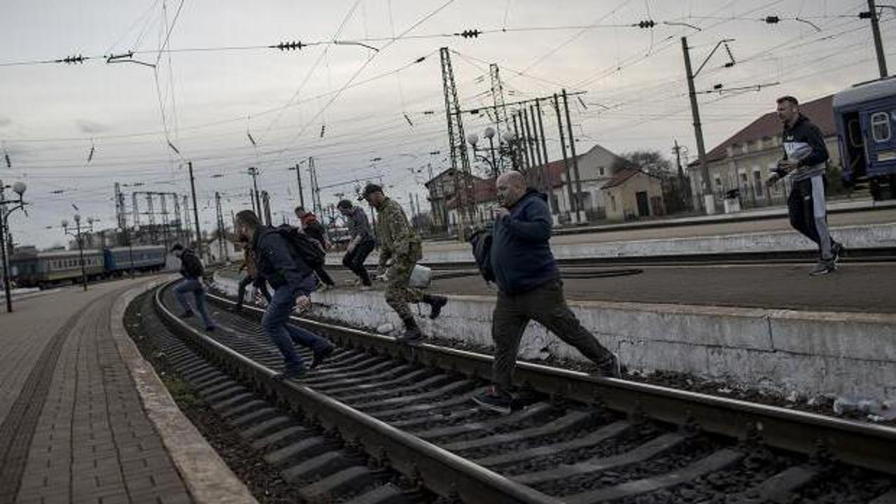 Avrupa'ya mülteci akını: AB'ye geçen Ukraynalıların sayısı 6,3 milyona ulaştı