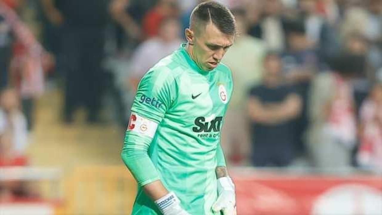 Muslera'dan Arda, Babel ve Feghouli'ye teşekk&uuml;r!