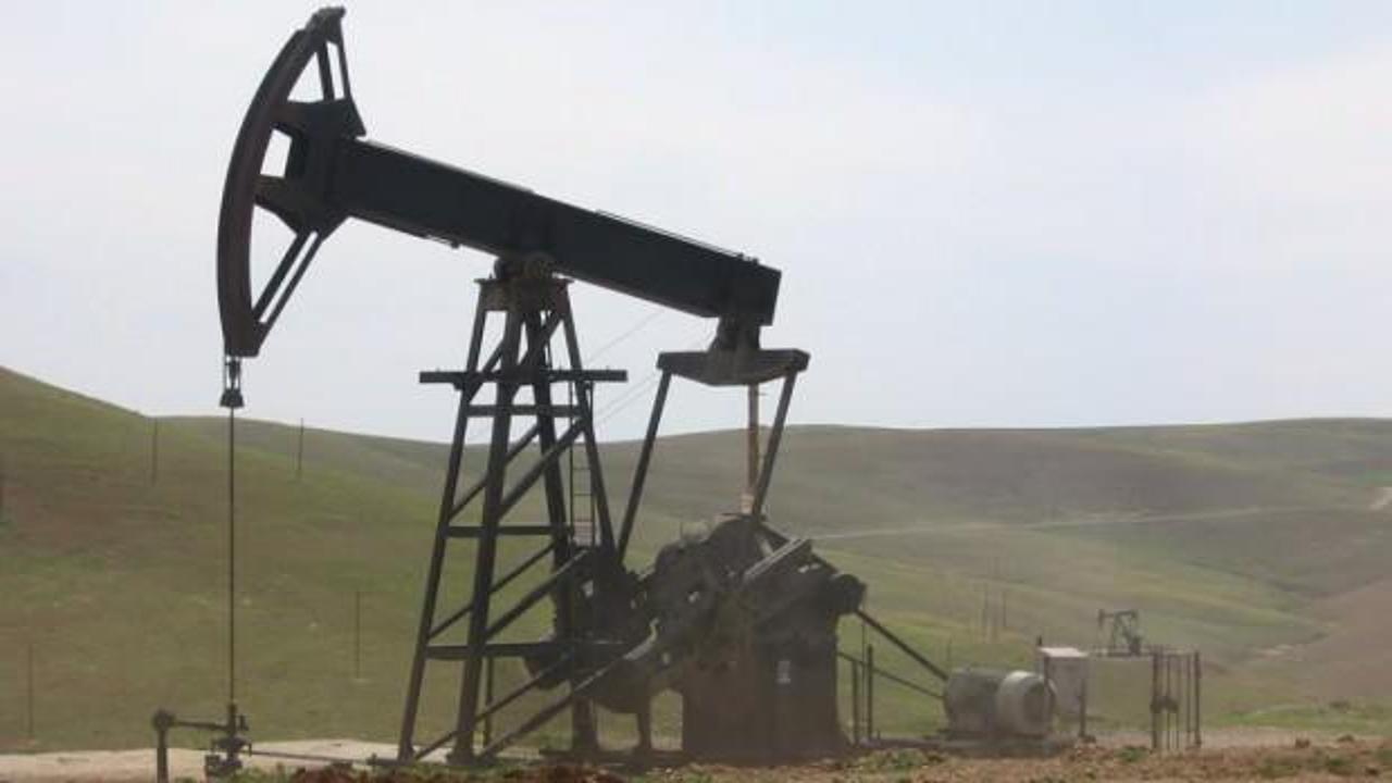 AB'nin iki ayaklı yaptırım aşma planı: Rus petrol&uuml;ne Yunan h&uuml;llesi