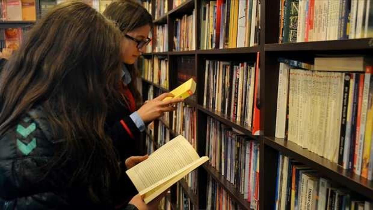 Türkiye'de gençler yılda ortalama 25 kitap okuyor