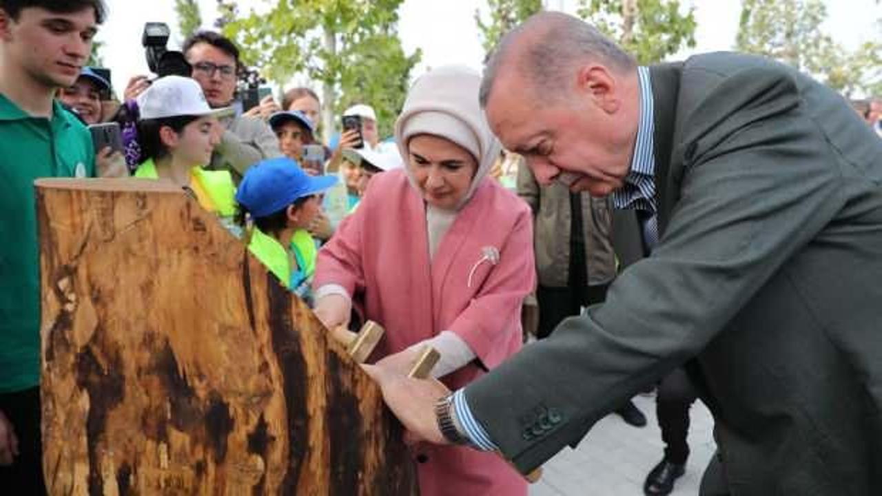 Emine Erdoğan'dan Atat&uuml;rk Havalimanı Millet Bah&ccedil;esi paylaşımı