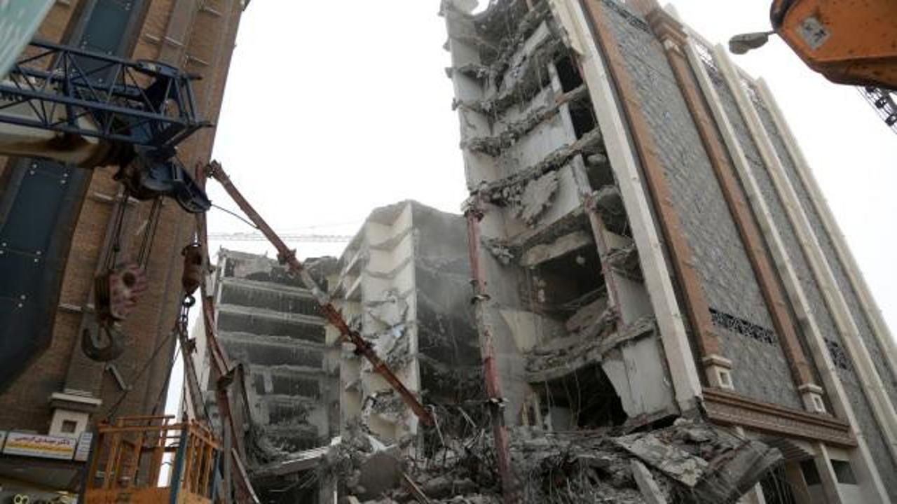 İran'da çöken binadaki can kaybı 29'a yükseldi