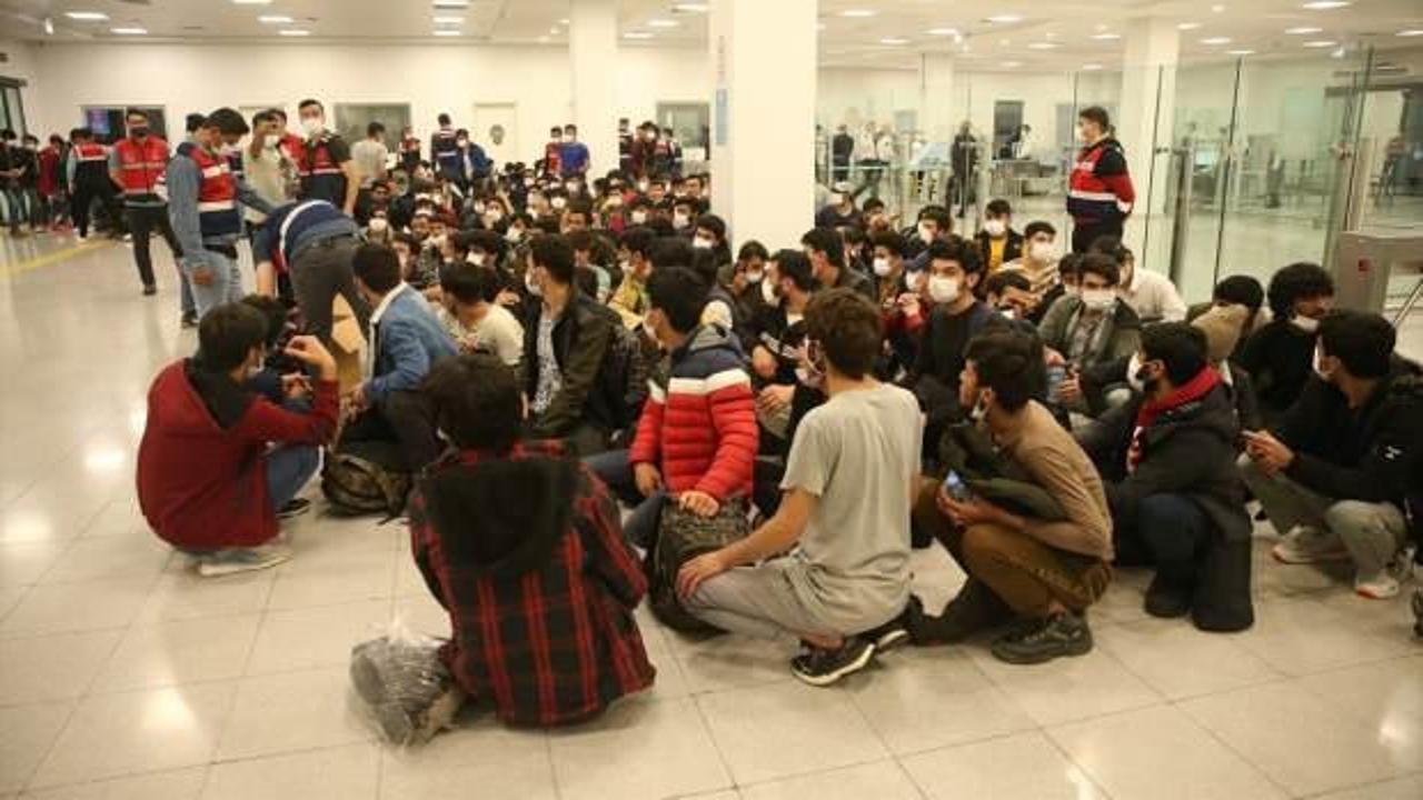 Yakalanan 272 Afgan daha sınır dışı edildi!