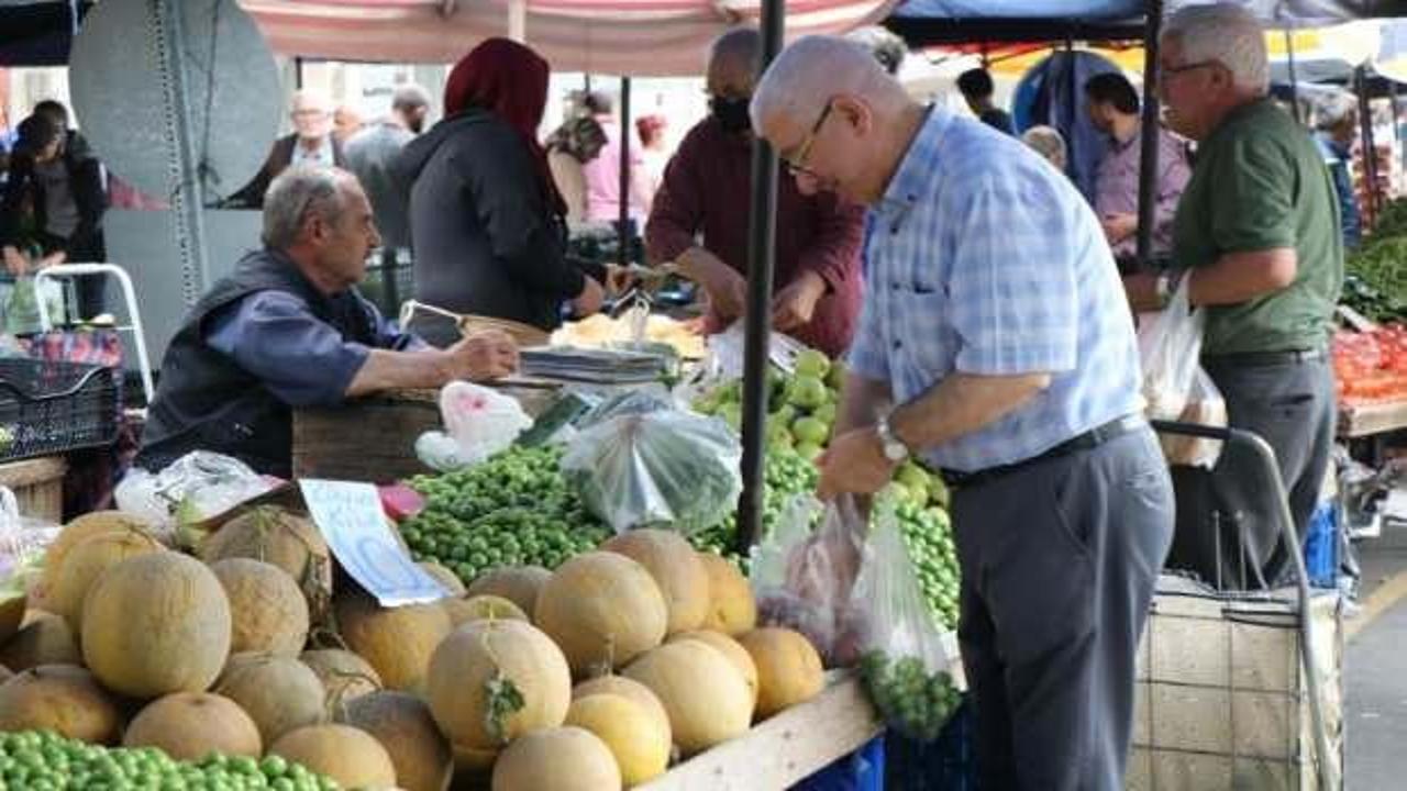 Pazarda sebze ve meyve fiyatları düşmeye başladı