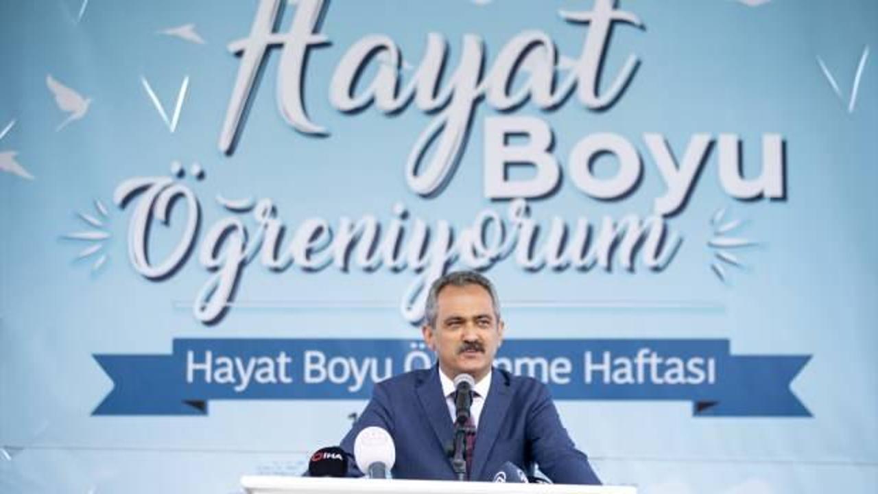 Bakan Mahmut &Ouml;zer: Engelli vatandaşlar i&ccedil;in 3 ilde Halk Eğitim Merkezleri kurulacak