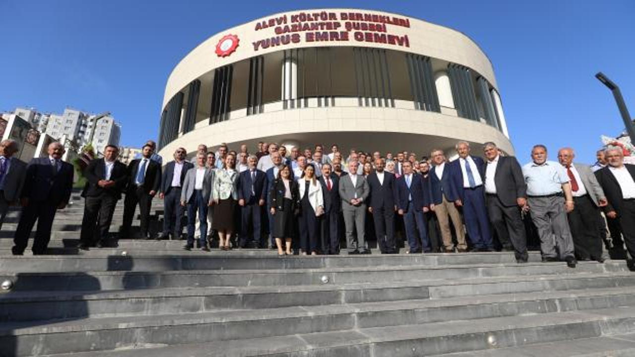 Gaziantep B&uuml;y&uuml;kşehir iş birliğinde Yunus Emre Cem Evi&rsquo;nin a&ccedil;ılışı yapıldı