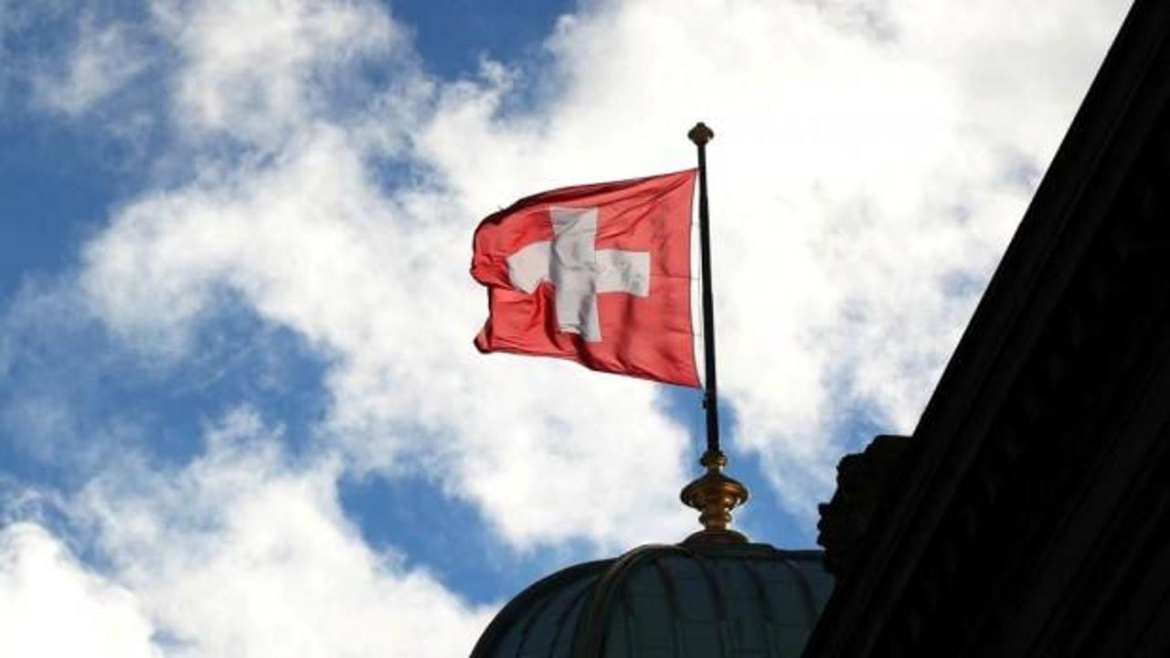 İsviçre, Danimarka'nın Ukrayna'ya zırhlı personel taşıyıcı gönderme talebini veto etti