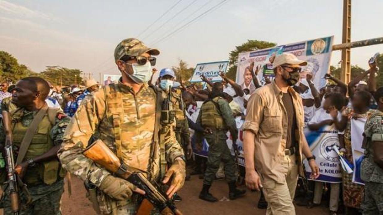 Rus güçleri Afrika'da sivilleri öldürüyor, madenleri yağmalıyor