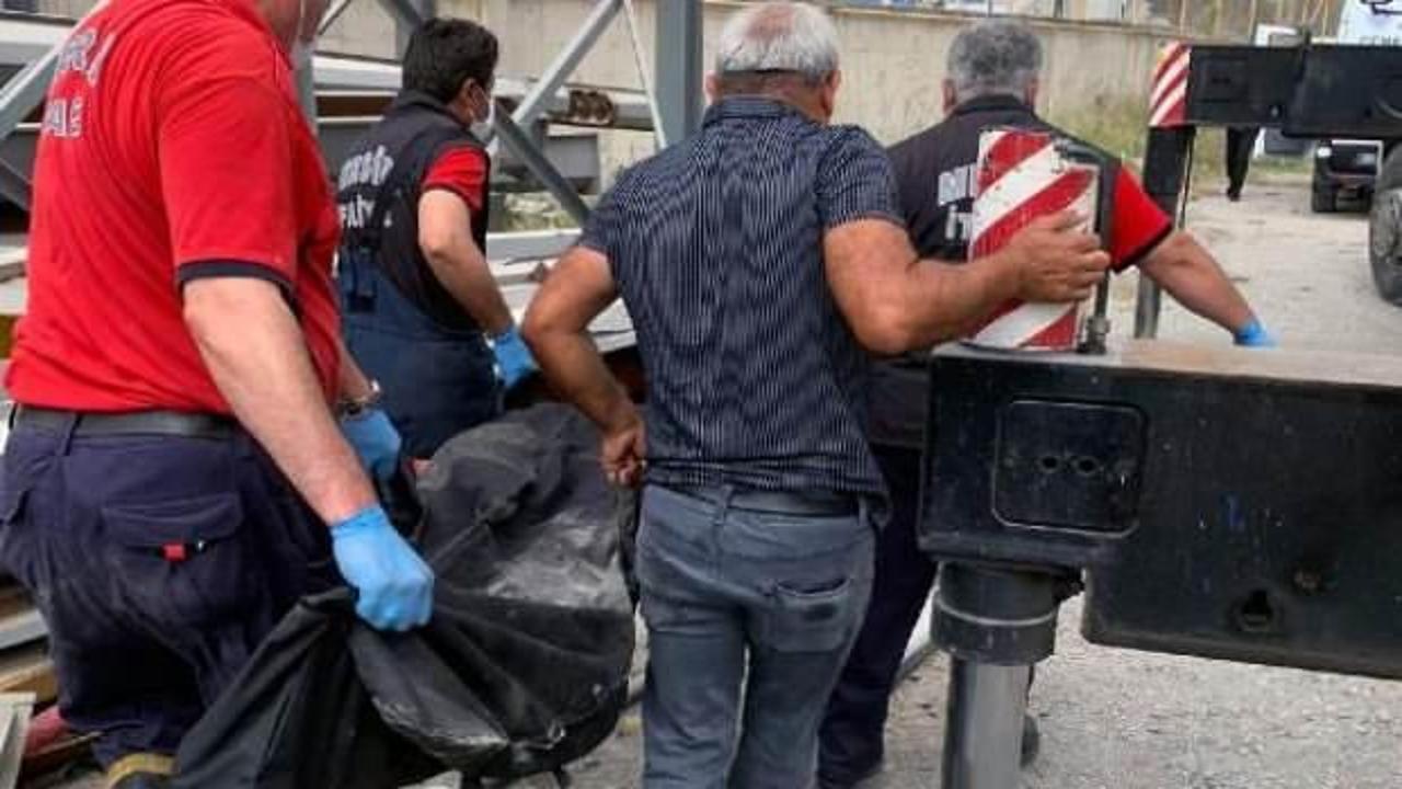 Devrilen vincin altında kalan operatör öldü