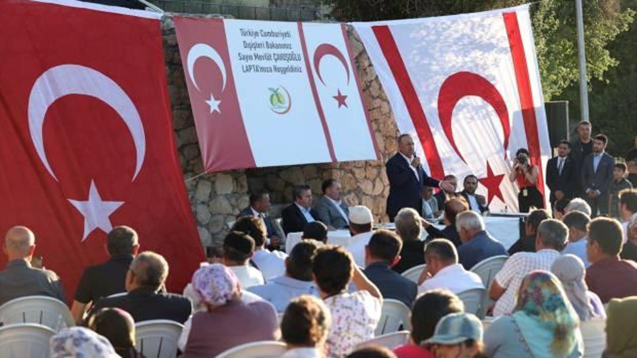 Dışişleri Bakanı Çavuşoğlu, KKTC'de vatandaşlarla buluştu 