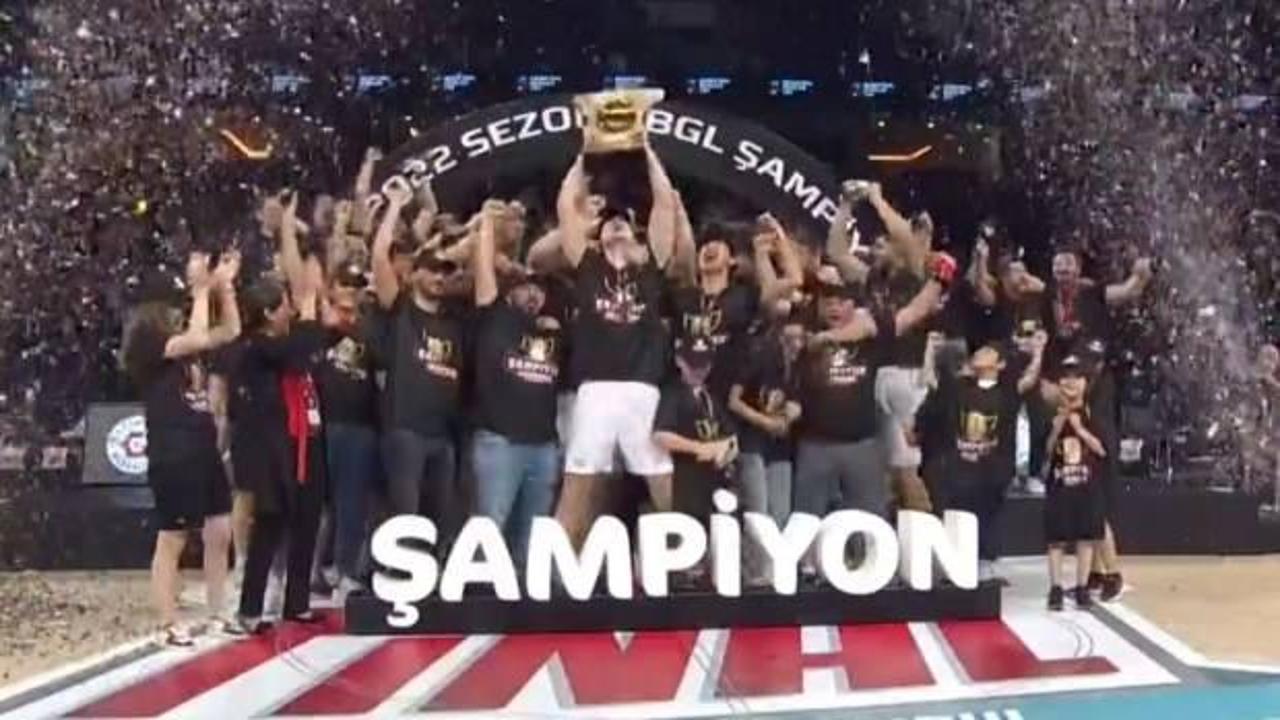 Gaziantep Basketbol ve Emlak Konut şampiyon oldu!