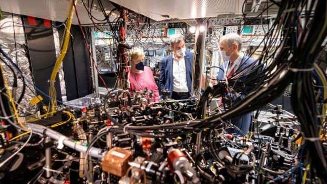 İngiltere, Savunma Bakanlığı'nda kuantum bilgisayar kullanacak